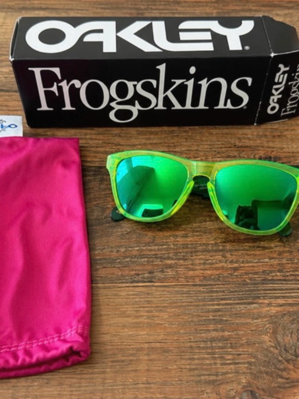 Oakley Kids Frogskins Neon Yellow-Green Frame with Green Mirror Lenses